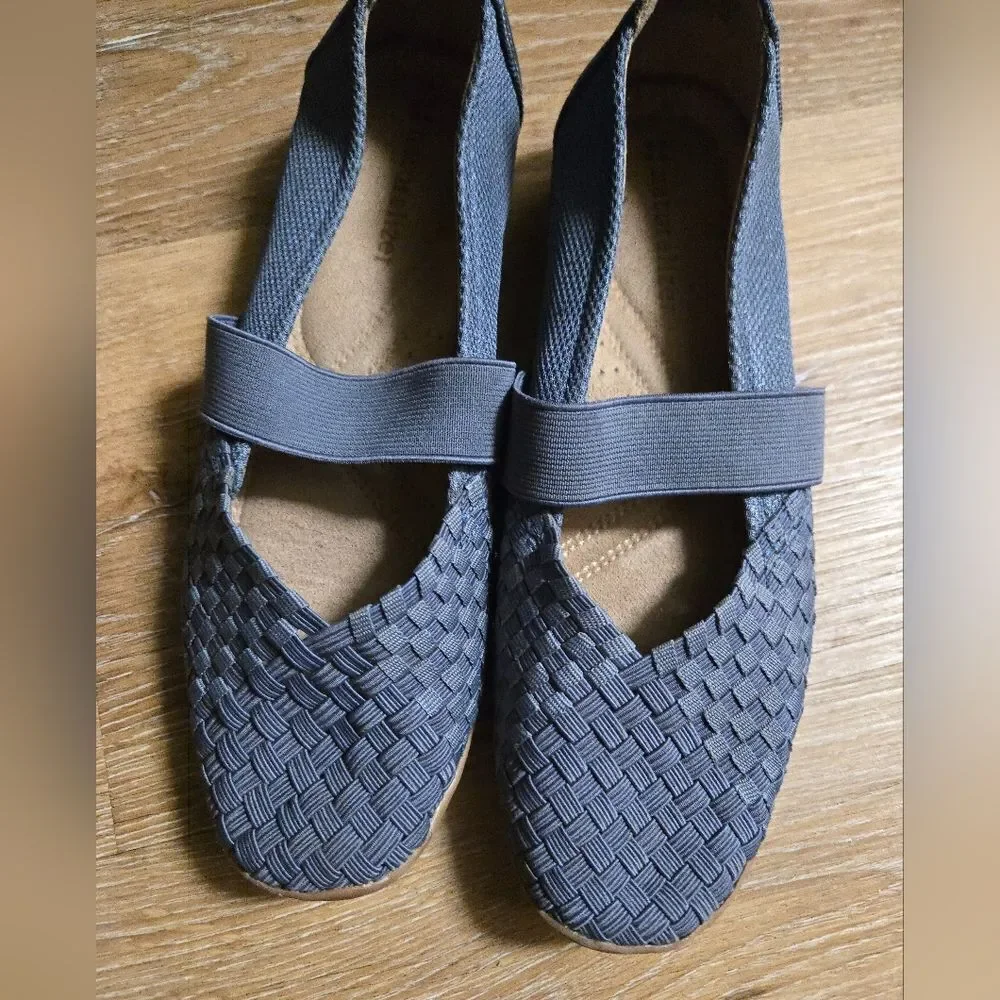 Naturalizer Gray Woven Flats